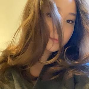 Meet your Posher, Kamila